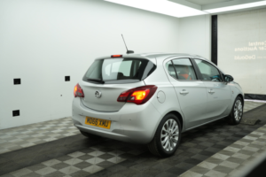 2017 Vauxhall Corsa 1.4i Ecoflex Se Hatchback 5dr Petrol Manual Euro 6 (90 Ps) in Silver — image 2