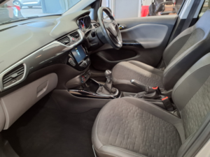 2017 Vauxhall Corsa 1.4i Ecoflex Se Hatchback 5dr Petrol Manual Euro 6 (90 Ps) in Silver — image 4