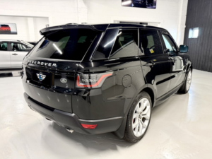 2014 Land Rover Range Rover Sport 3.0 Sd V6 Autobiography Dynamic 7 SEAT in Black — image 2