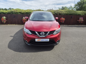 2014 Nissan Qashqai 1.2 Dig-T Acenta Premium in Red — image 5