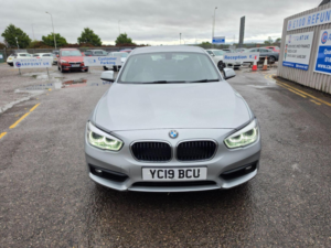 2019 BMW 1 Series 1.5 118i Se Business Auto Euro 6 (s/s) 5dr in Silver — image 2