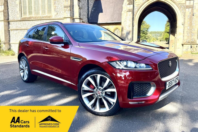 2017 Jaguar F-Pace 3.0 D300 V6 S Auto AWD Euro 6 (s/s) 5dr in Red — image 1