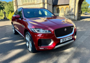 2017 Jaguar F-Pace 3.0 D300 V6 S Auto AWD Euro 6 (s/s) 5dr in Red — image 5