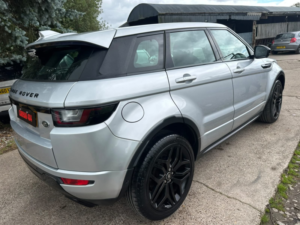 2016 Land Rover Range Rover Evoque 2.0 Td4 Hse Dynamic Lux in Silver — image 3