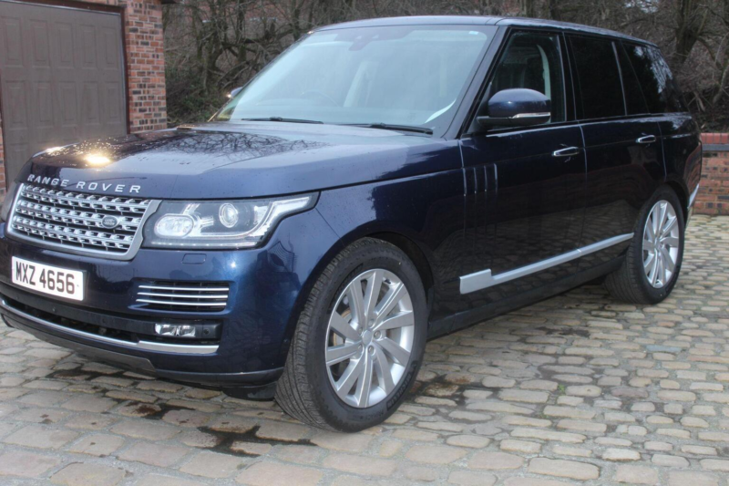 2017 Land Rover Range Rover 3.0 Td V6 Autobiography Auto 4WD Euro 6 (s/s) 5dr in Blue — image 1