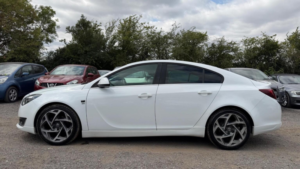 2015 Vauxhall Insignia 2.0 Cdti Ecoflex Sri Vx Line Nav Euro 5 (s/s) 5dr in White — image 5
