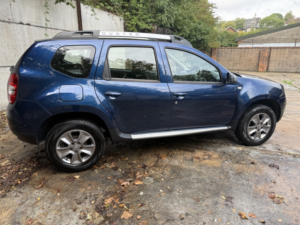 2018 Dacia Duster 1.2 Nav+ Tce 125 4x2 in Blue — image 3