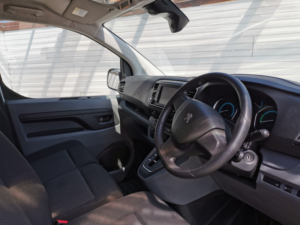 2022 Peugeot E-Expert E-Expert Professional Standard 75kwh Auto in White — image 5