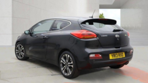 2013 Kia Proceed 1.6 Crdi Ecodynamics Se Euro 5 (s/s) 3dr in Black — image 4