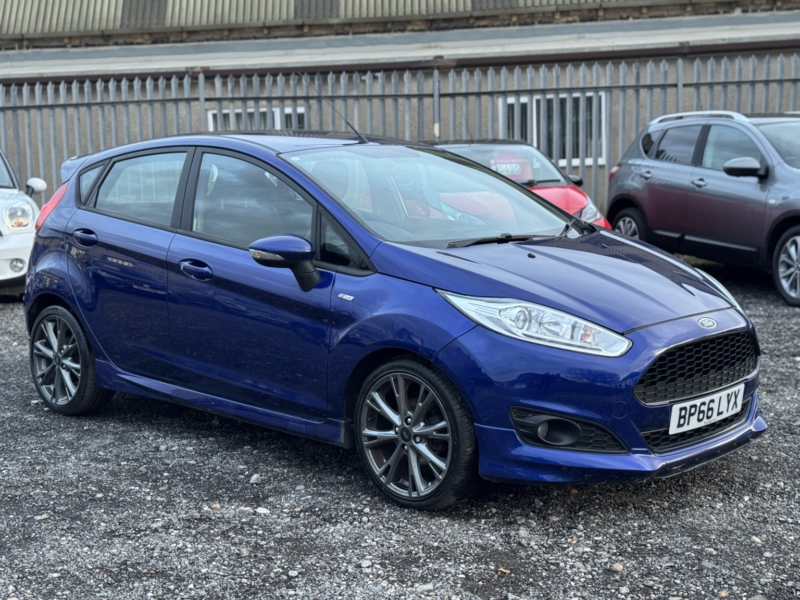 2016 Ford Fiesta 1.0 T Ecoboost St-Line in Blue — image 1