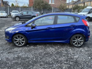 2016 Ford Fiesta 1.0 T Ecoboost St-Line in Blue — image 4