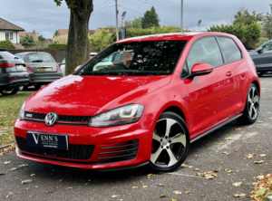 2015 Volkswagen Golf 2.0 Tsi Bluemotion Tech Gti Launch in Red — image 3