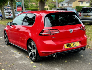 2015 Volkswagen Golf 2.0 Tsi Bluemotion Tech Gti Launch in Red — image 5