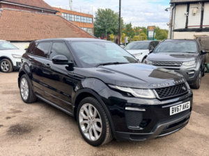 2018 Land Rover Range Rover Evoque Td4 Hse Dynamic in Black — image 5