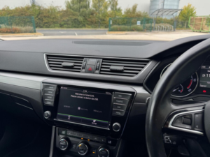 2017 Skoda Superb 2.0 Tdi Se L Executive 4WD Euro 6 (s/s) 5dr in Blue — image 6