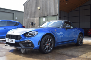 2018 Abarth 124 Spider 1.4 Abarth 124 Spider 1.4 Turbo Multiair 170hp Manual in Blue — image 3