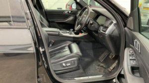 2020 BMW X5 3.0 30d M Sport Auto Xdrive Euro 6 (s/s) 5dr in Black — image 5
