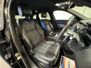 2017 Land Rover Range Rover Velar 2.0 D180 R-Dynamic S Auto 4WD Euro 6 (s/s) 5dr in Black — image 3