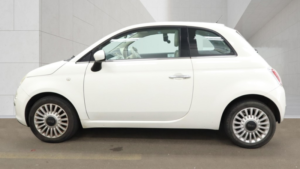 2010 Fiat 500 1.2 Lounge in White — image 6