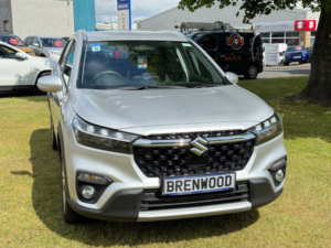 2025 Suzuki S-Cross 1.4 Boosterjet Mhev Motion SUV 5dr Petrol Hybrid Manual Euro 6 (s/s) (129 Ps) in Silver — image 2