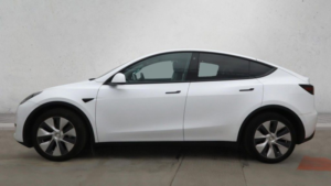 2022 Tesla Model Y (dual Motor) Long Range SUV 5dr Electric Auto 4wde (384 Bhp) in White — image 6