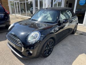 2016 MINI Convertible 1.5 Cooper Convertible in Black — image 6