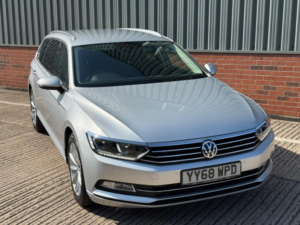 2019 Volkswagen Passat 2.0 Tdi Se Business Euro 6 (s/s) 5dr in Silver — image 6
