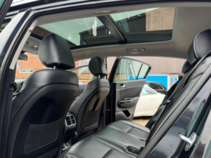 2016 Kia Sportage 1.7 Crdi 4 Euro 6 (s/s) 5dr in Black — image 6