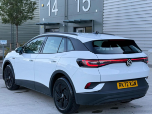 2022 Volkswagen Id.4 Pure 52kwh Life Auto 5dr in White — image 5