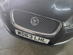 2013 Jaguar Xf 3.0 D V6 Portfolio in Grey — image 3