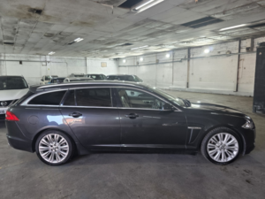 2013 Jaguar Xf 3.0 D V6 Portfolio in Grey — image 4