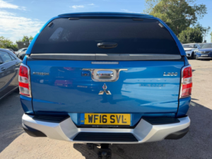 2016 Mitsubishi L200 2.4 Di-D Dc Barbarian Pickup Double Cab 4dr Diesel Manual 4WD Euro 5 (178 Ps) in Blue — image 6
