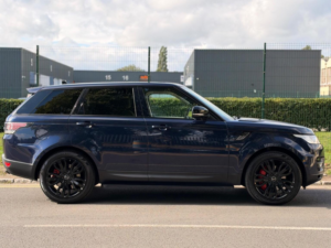 2017 Land Rover Range Rover Sport 3.0 Sd V6 Hse Dynamic Auto 4WD Euro 6 (s/s) 5dr in Blue — image 4