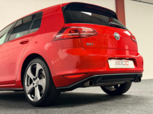 2016 Volkswagen Golf 2.0 Tsi Bluemotion Tech Gti Euro 6 (s/s) 5dr in Red — image 6