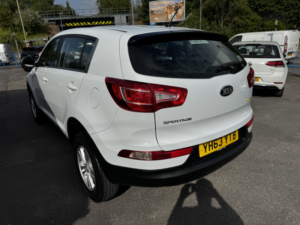 2013 Kia Sportage 1.6 Gdi Ecodynamics 1 in White — image 3
