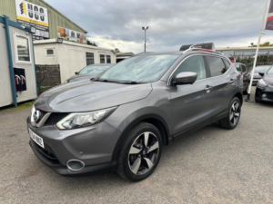 2014 Nissan Qashqai 1.2 Dig-T N-Tec+ 2WD Euro 5 (s/s) 5dr in Grey — image 3