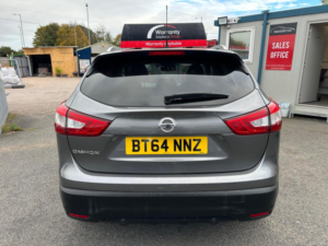 2014 Nissan Qashqai 1.2 Dig-T N-Tec+ 2WD Euro 5 (s/s) 5dr in Grey — image 6