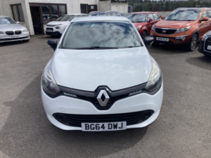 2014 Renault Clio 1.2 Expression 1.2 16v 75 in White — image 2