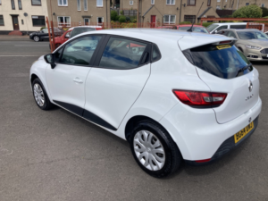 2014 Renault Clio 1.2 Expression 1.2 16v 75 in White — image 6