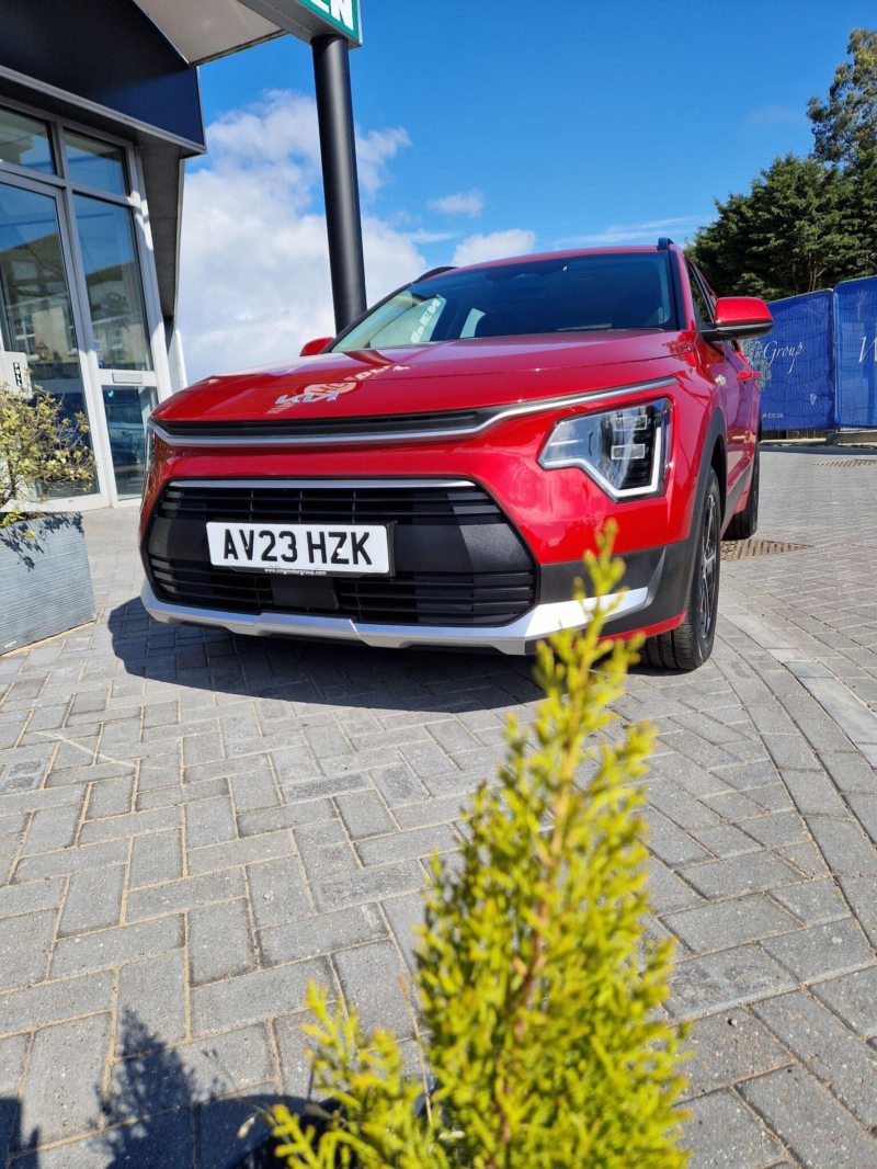 2023 Kia Niro 1.6h Gdi 2 Dct Euro 6 (s/s) 5dr in Red — image 1