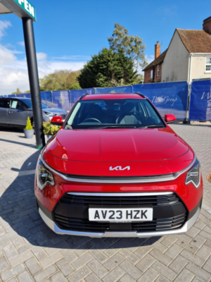 2023 Kia Niro 1.6h Gdi 2 Dct Euro 6 (s/s) 5dr in Red — image 3
