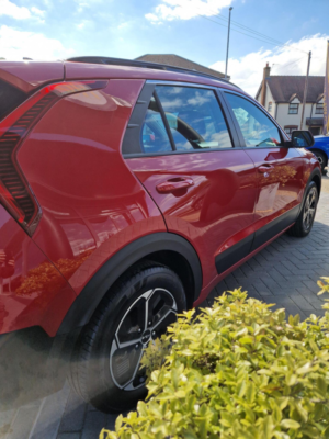 2023 Kia Niro 1.6h Gdi 2 Dct Euro 6 (s/s) 5dr in Red — image 5