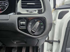 2013 Volkswagen Golf 2.0 Tdi Bluemotion Tech Gt Euro 5 (s/s) 5dr in White — image 6