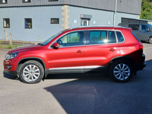 2014 Volkswagen Tiguan 2.0 Tiguan Match Tdi Bluemotion Technology 4motion Semi-Auto 4WD 5dr in Red — image 2