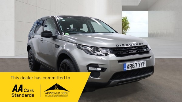 2017 Land Rover Discovery Sport Td4 Hse Black in Silver — image 1