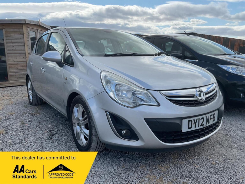 2012 Vauxhall Corsa 1.4 16v Se Euro 5 5dr in Silver — image 1