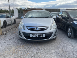 2012 Vauxhall Corsa 1.4 16v Se Euro 5 5dr in Silver — image 4