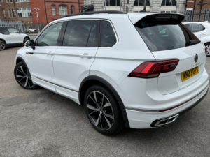 2023 Volkswagen Tiguan 1.5 Tsi R-Line in White — image 4