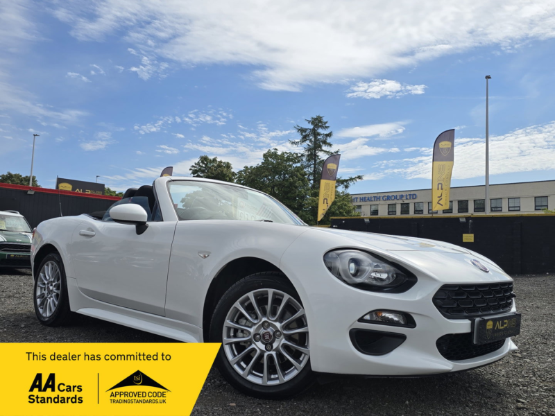2016 Fiat 124 Spider 1.4 Multiair Classica Convertible 2dr Petrol Euro 6 (140 Ps) in White — image 1