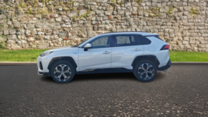 2024 Suzuki Across 2.5 18.1kwh SUV 5dr Petrol Plug-In Hybrid E-CVT 4WD Euro 6 (s/s) (287 Ps) in White — image 4
